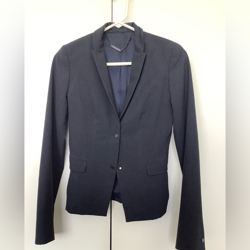 ElieTahari Blue Blazer - great condition